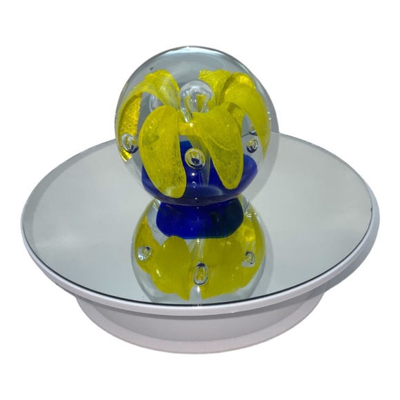 Vintage Round Art Glass Ball Paperweight Cobalt/Yellow Flower 3.5” tall - Picture 4 of 5